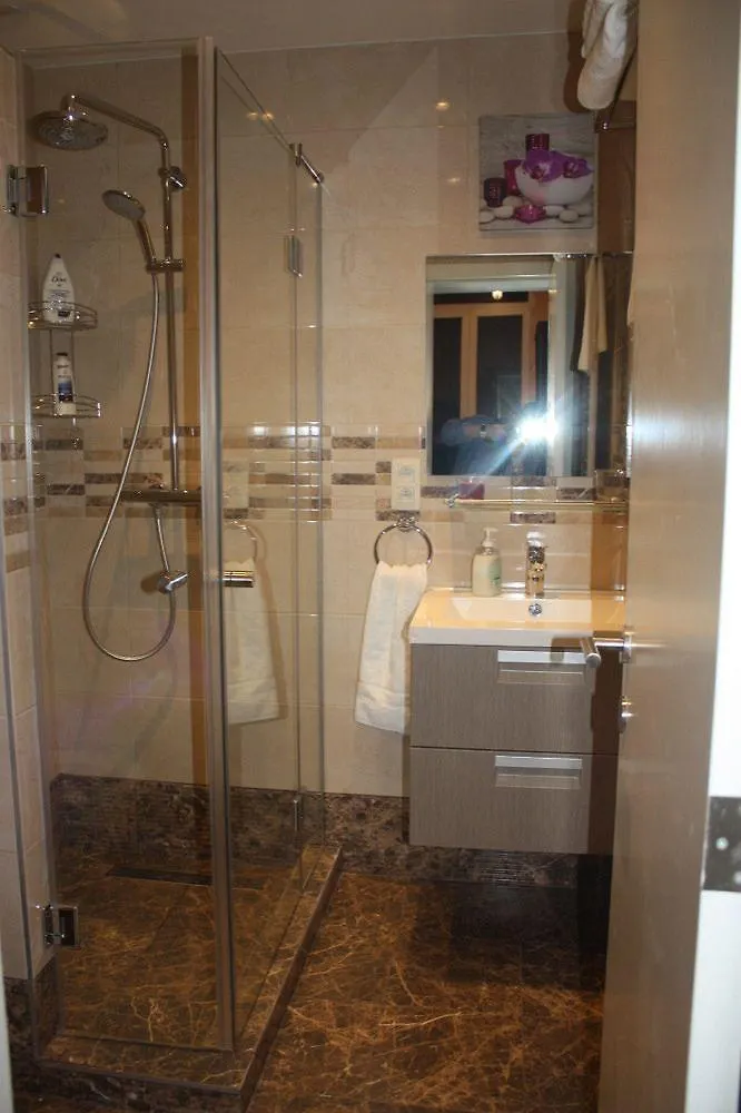 Eu B&B Brusel 2*,